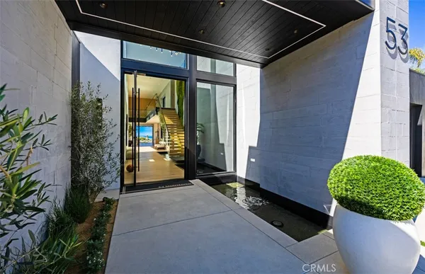 $18,995,000 | 53 Montecito Drive, Corona del Mar, CA 92625