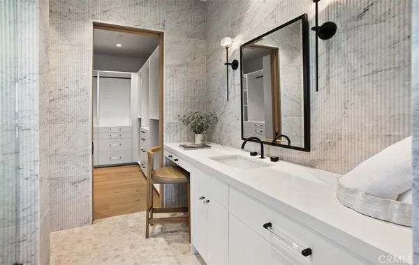 $18,995,000 | 53 Montecito Drive, Corona del Mar, CA 92625