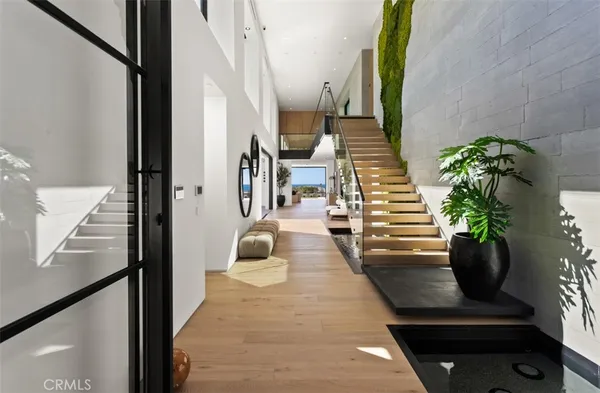 $18,995,000 | 53 Montecito Drive, Corona del Mar, CA 92625