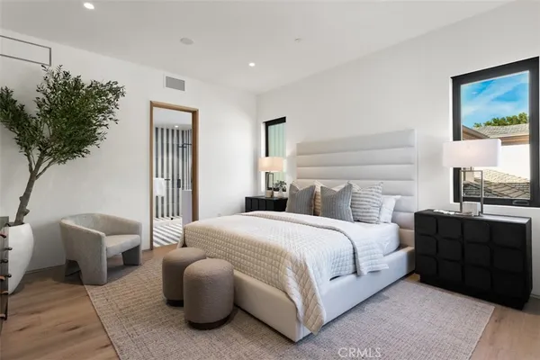 $18,995,000 | 53 Montecito Drive, Corona del Mar, CA 92625