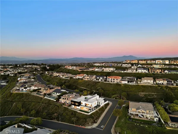 $18,995,000 | 53 Montecito Drive, Corona del Mar, CA 92625