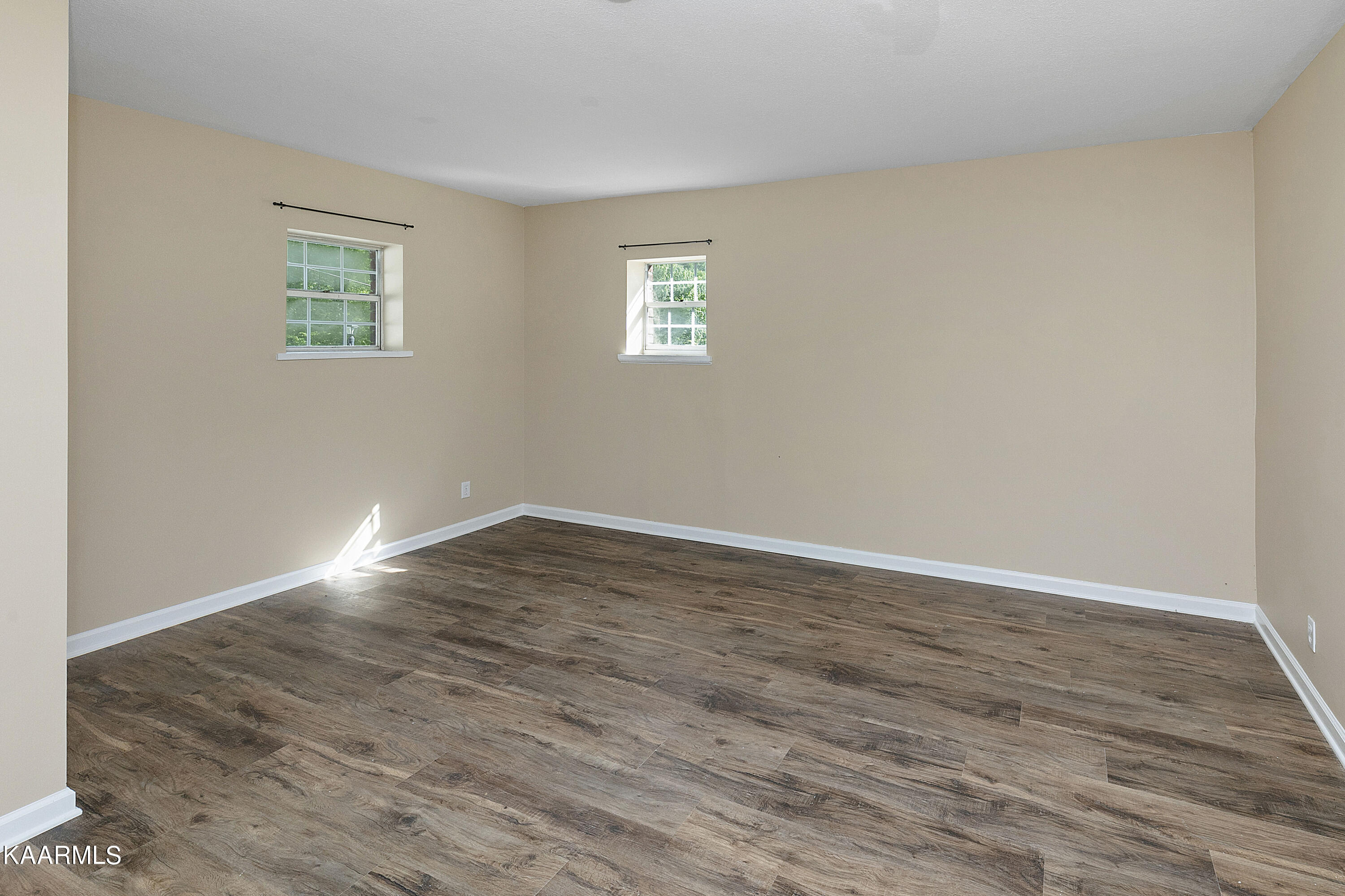 3915 Idumea Road Corryton, TN 37721 - Photo 24 of 39 Guest Bedroom 2