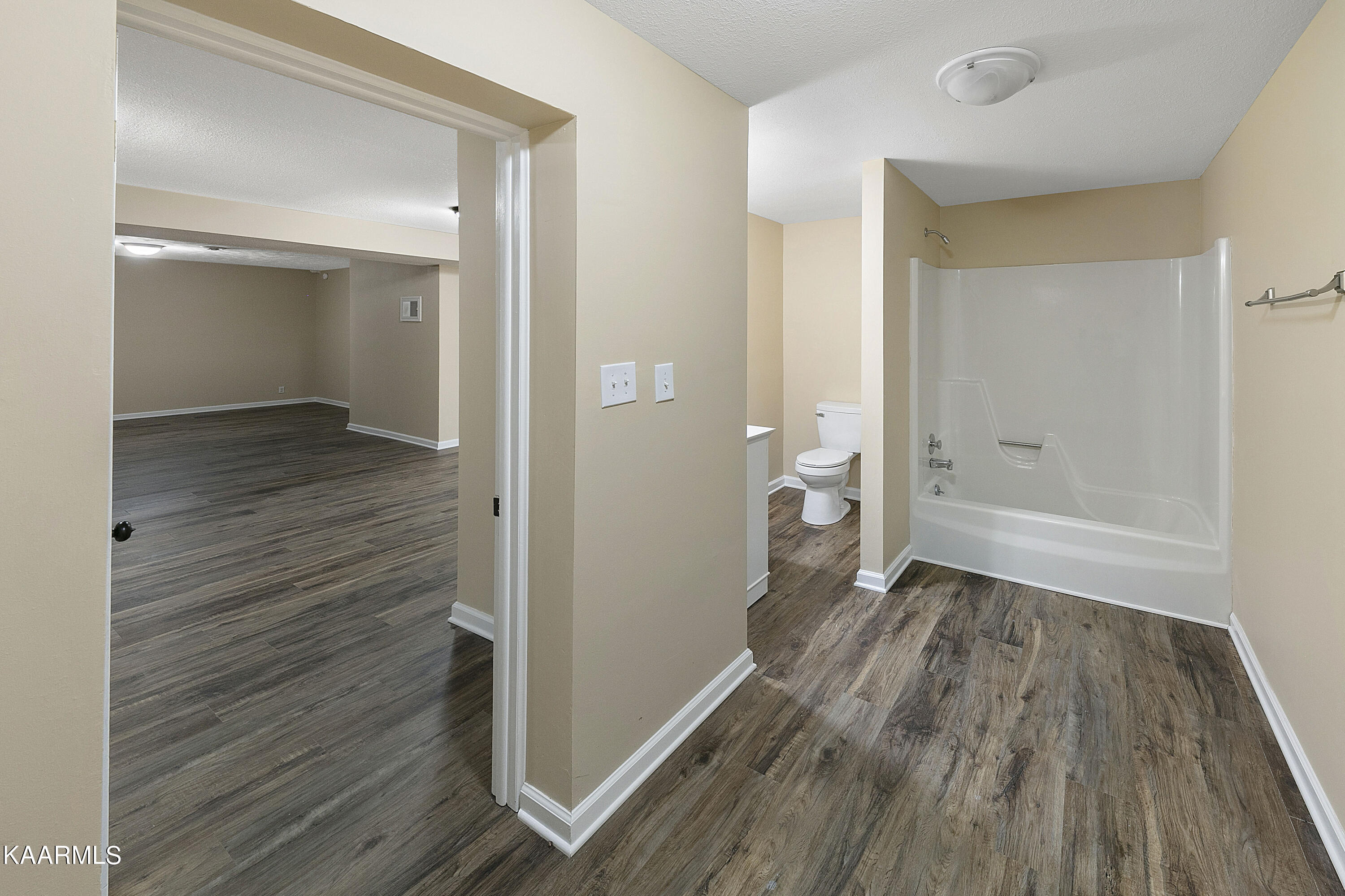 3915 Idumea Road Corryton, TN 37721 - Photo 32 of 39 Basement Bath