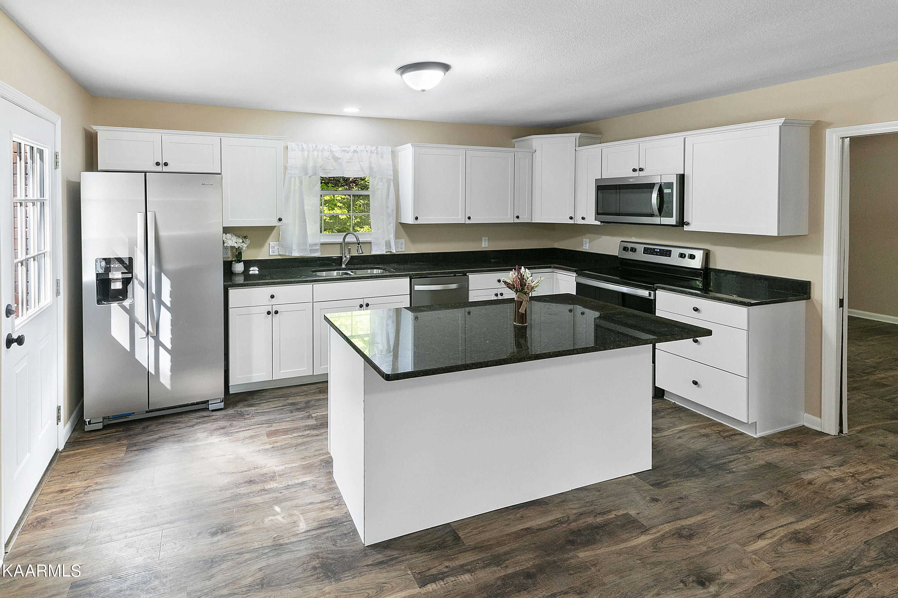 3915 Idumea Road Corryton, TN 37721 - Photo 9 of 39 Kitchen