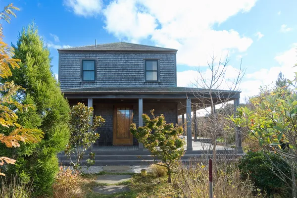 $4,200,000 | 3 Monohansett Road, Nantucket, MA 02554
