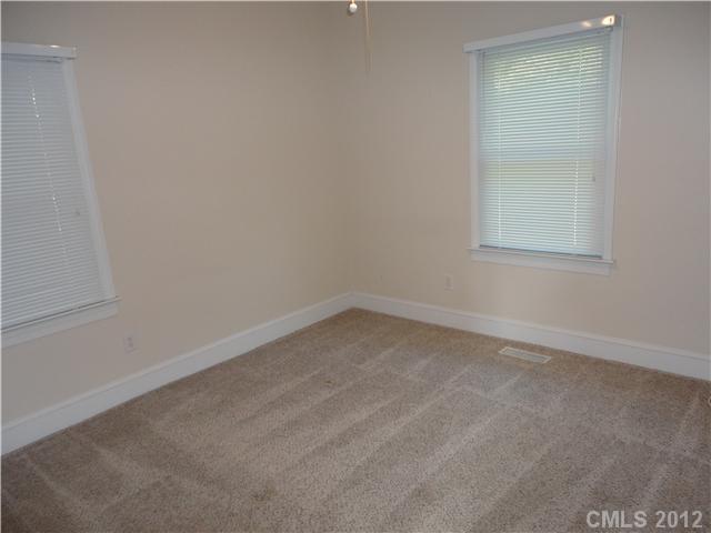 8057 Stevens Mill Road Matthews, NC 28104 - Photo 6 of 16 Gallery Image 6