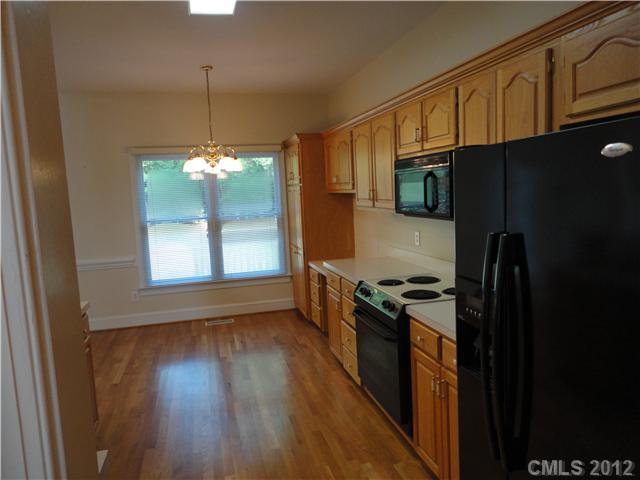8057 Stevens Mill Road Matthews, NC 28104 - Photo 7 of 16 Gallery Image 7