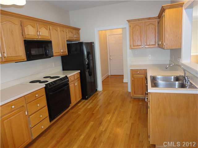 8057 Stevens Mill Road Matthews, NC 28104 - Photo 8 of 16 Gallery Image 8