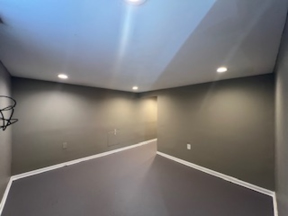 14918 Evers Street Dolton, IL 60419 - Photo 20 of 29 an empty room with a window