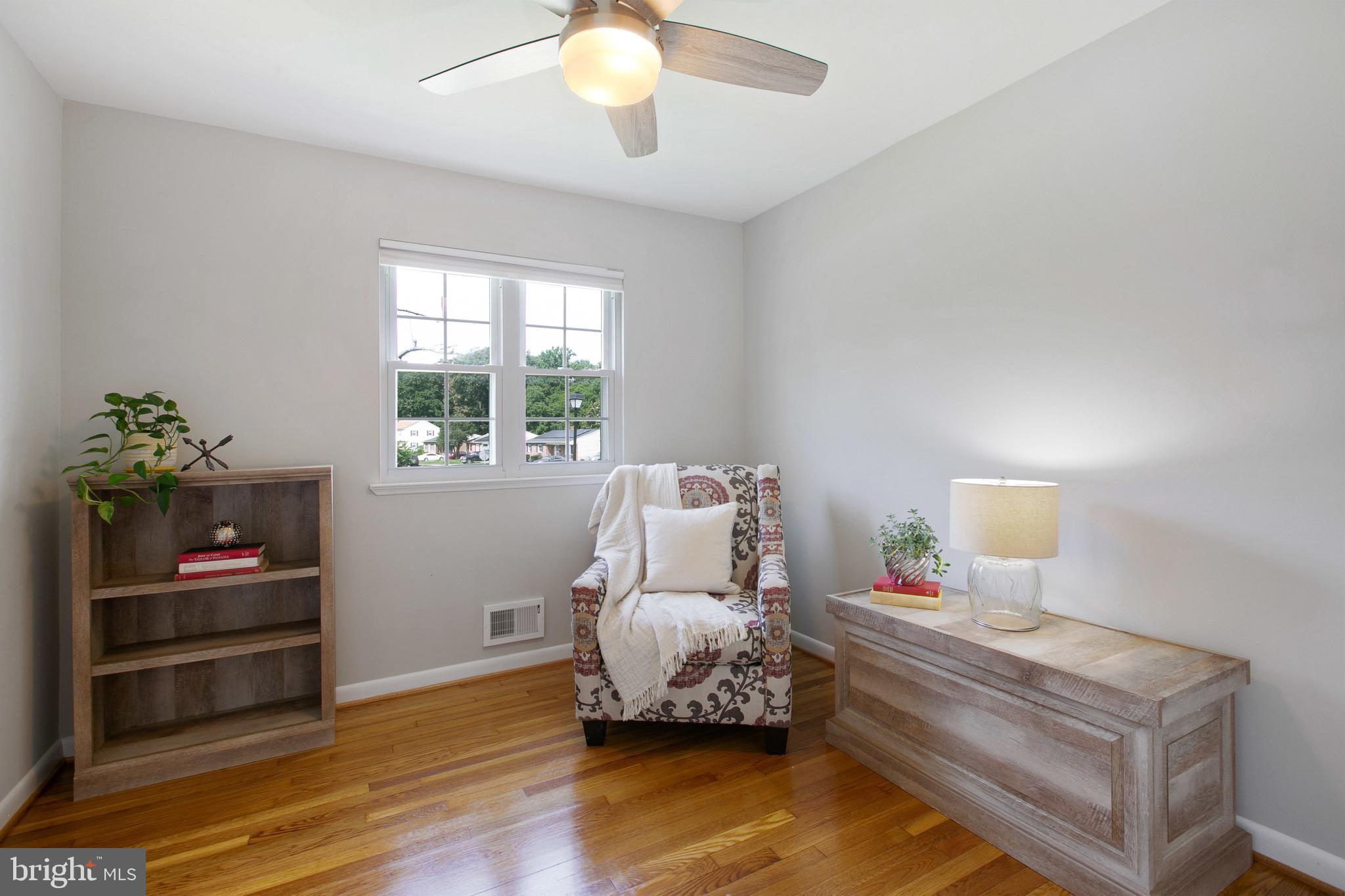 500 Crosby Road Baltimore, MD 21228 - Photo 23 of 41 3rd Bedroom