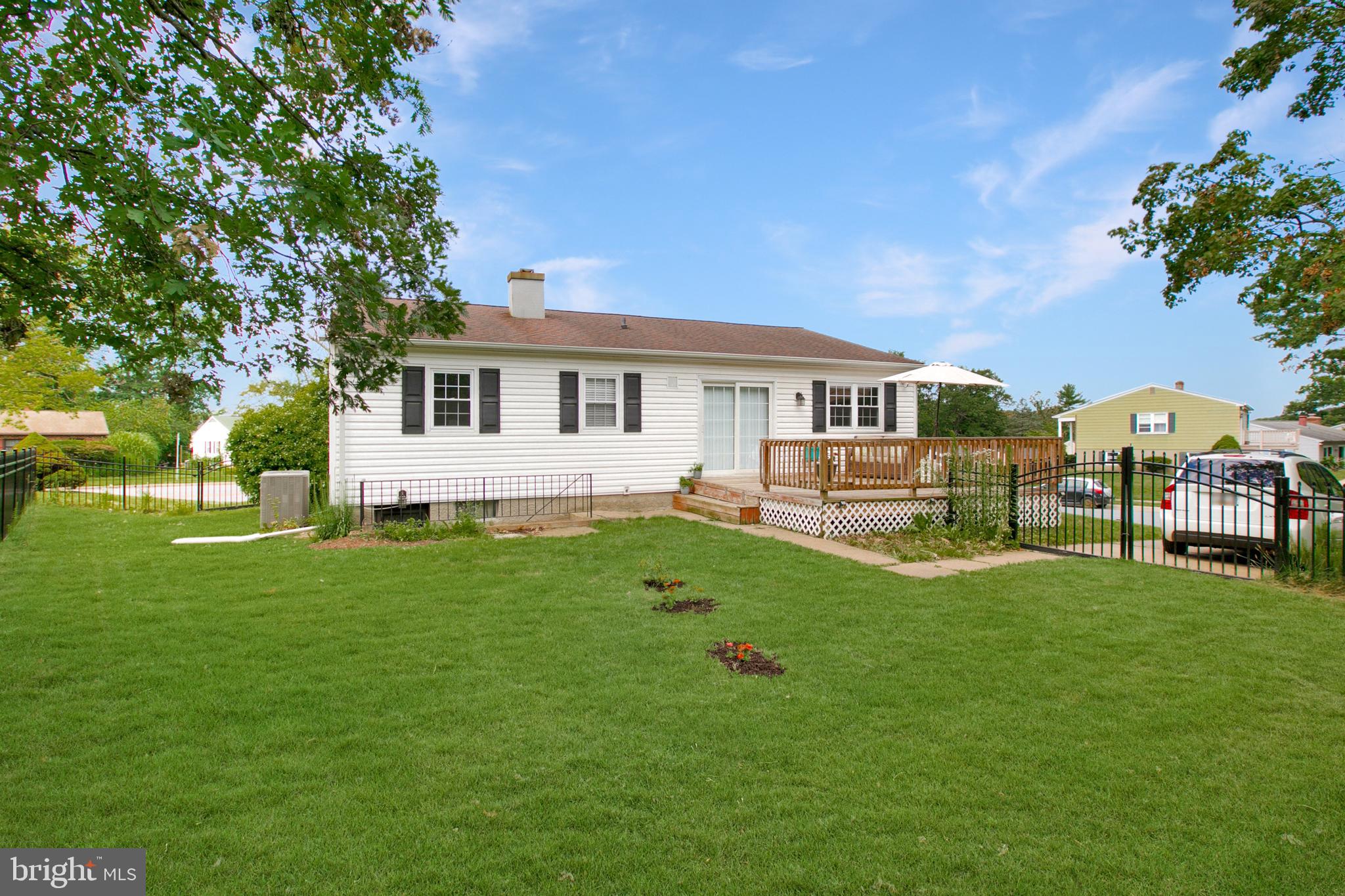 500 Crosby Road Baltimore, MD 21228 - Photo 34 of 41 Level backyard, room to play, garden & entertain!