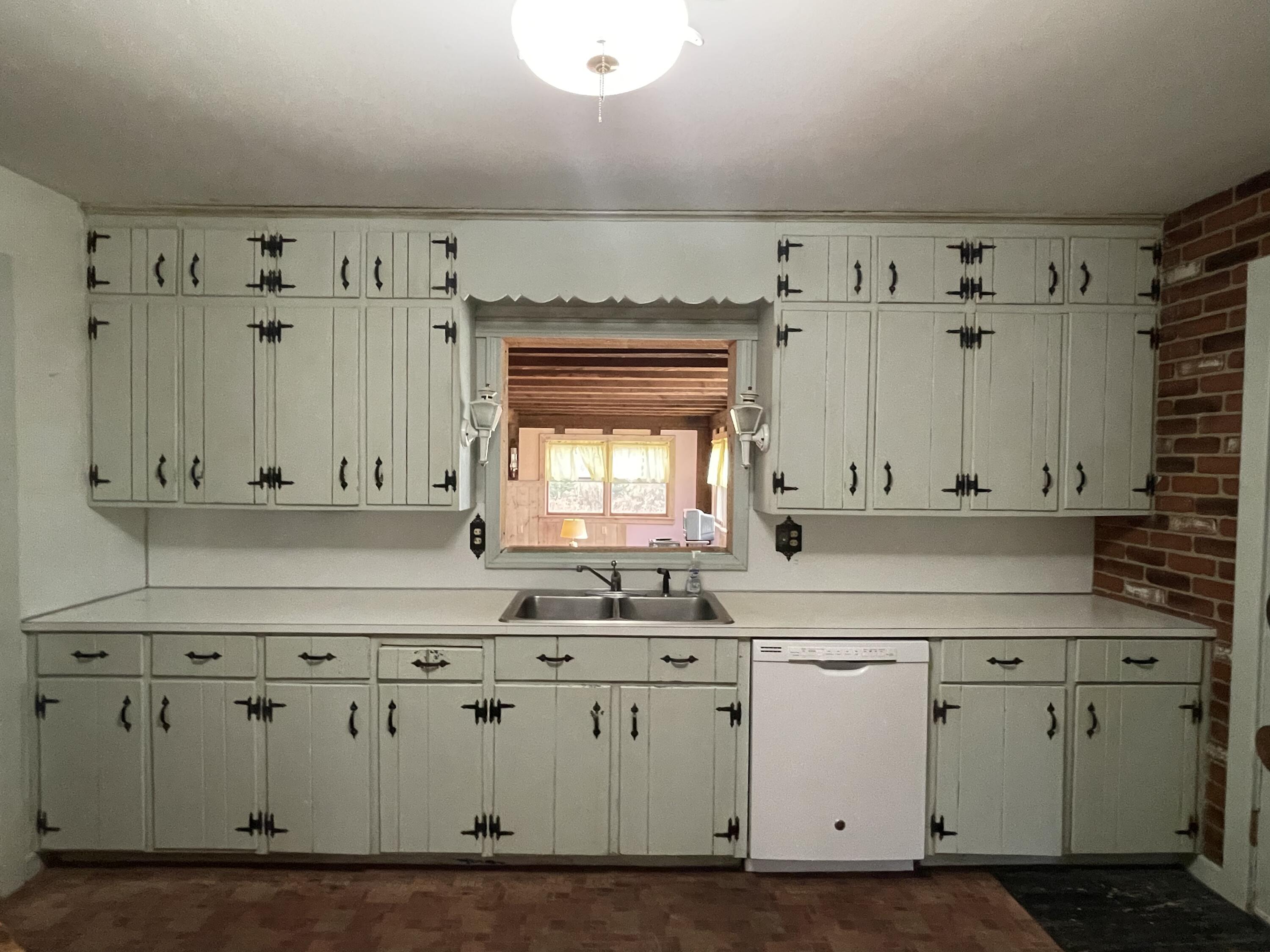 1331 State Street Bangor, ME 04401 - Photo 14 of 37 9FA07CB2-6D36-4B5E-8313-ED07BDCCA920