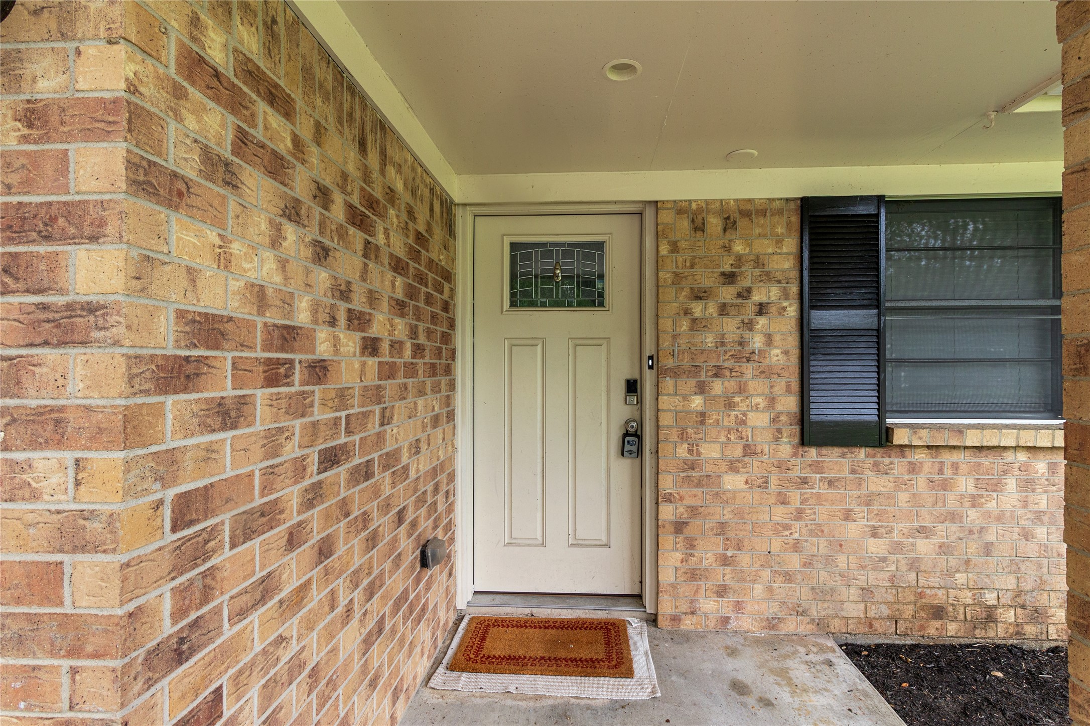 416 East Myrtle Street Angleton, TX 77515 - Photo 2 of 22