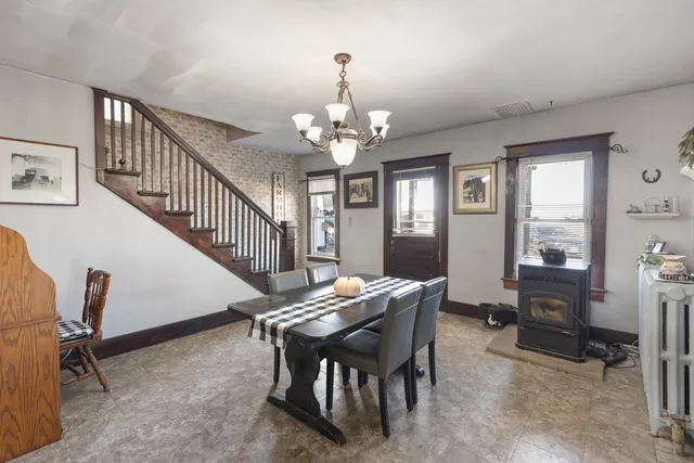 $274,900 | 1624 East 1200 North Road, Milford, IL 60953