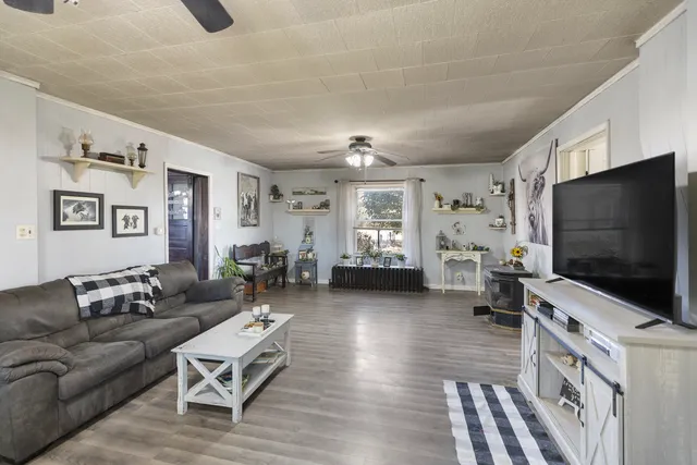 $274,900 | 1624 East 1200 North Road, Milford, IL 60953