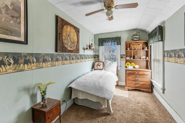 $274,900 | 1624 East 1200 North Road, Milford, IL 60953