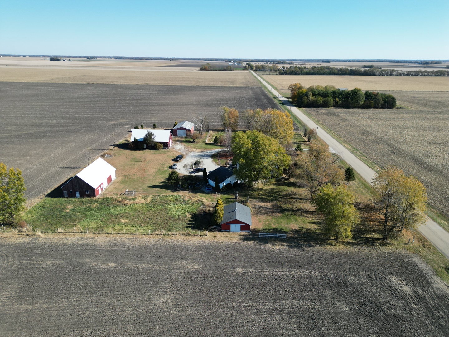 1624 East 1200 North Road Milford, IL 60953 - Photo 33 of 45 a view of lake