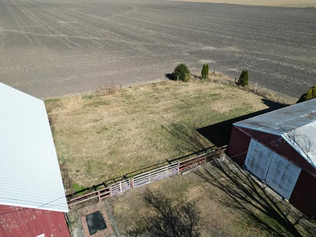 $274,900 | 1624 East 1200 North Road, Milford, IL 60953