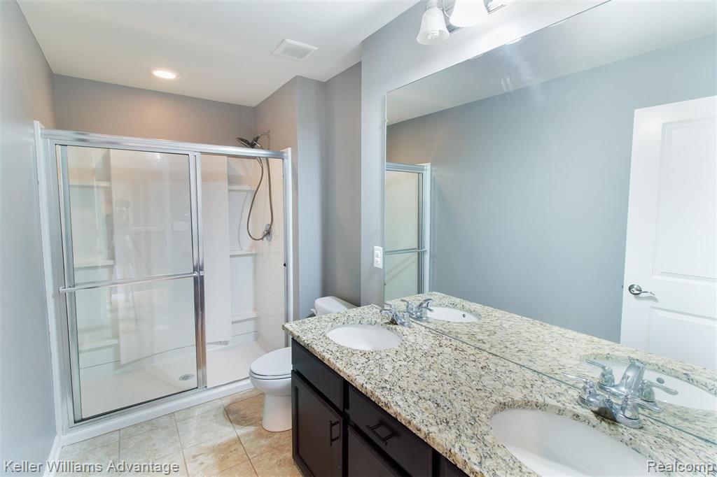 27679 Hartwick Circle Novi, MI 48374 - Photo 36 of 51