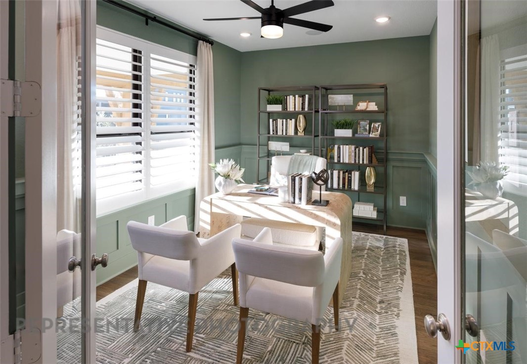 9517 Boathouse Drive Austin, TX 78744 - Photo 15 of 24 Dining Room