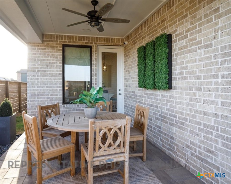 9517 Boathouse Drive Austin, TX 78744 - Photo 17 of 24 Patio