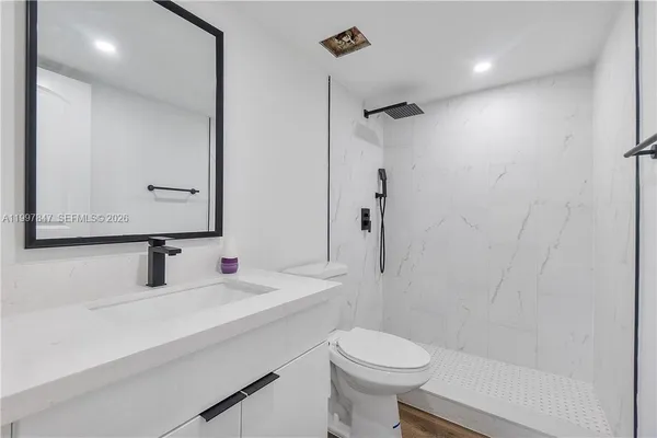 $2,300 | 6690 West 26th Court, Unit 2316, Hialeah, FL 33016