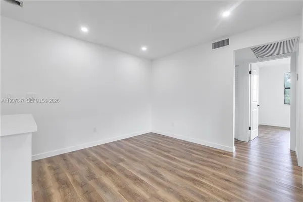 $2,300 | 6690 West 26th Court, Unit 2316, Hialeah, FL 33016