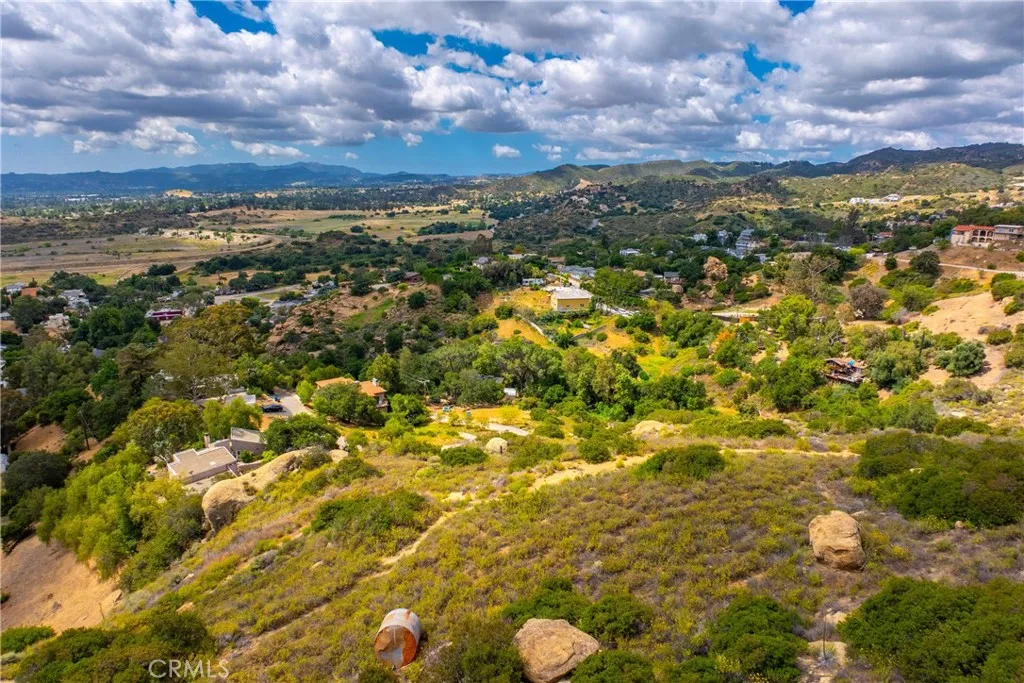 200 Amigo Chatsworth, CA 91311 - Photo 19 of 28 a view of city and mountain