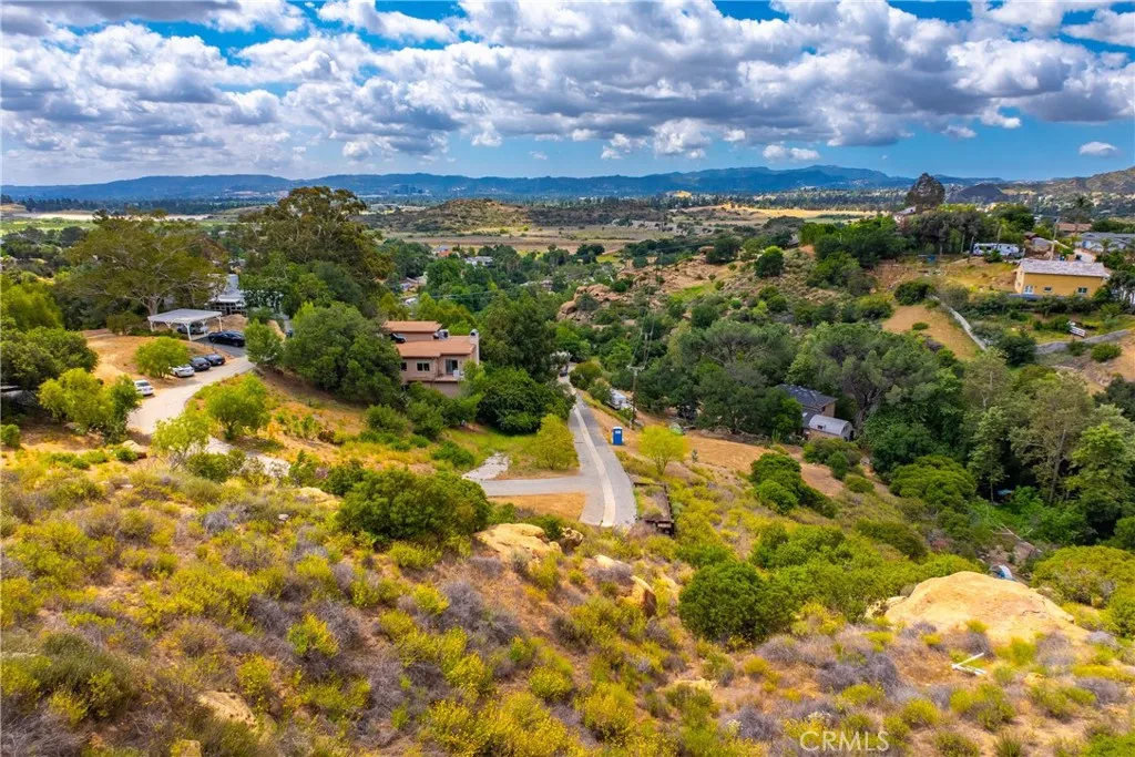 200 Amigo Chatsworth, CA 91311 - Photo 21 of 28 a view of a city