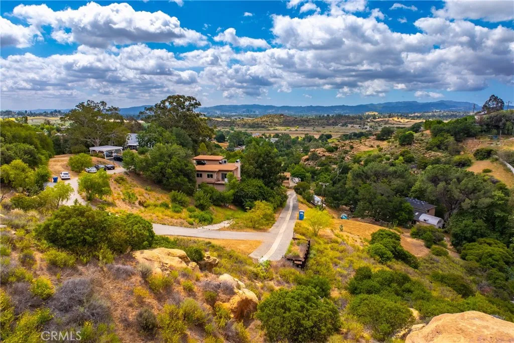 200 Amigo Chatsworth, CA 91311 - Photo 22 of 28 a view of a houses with sky view