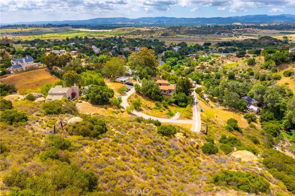 200 Amigo Chatsworth, CA 91311 - Photo 26 of 28 view of city and mountain