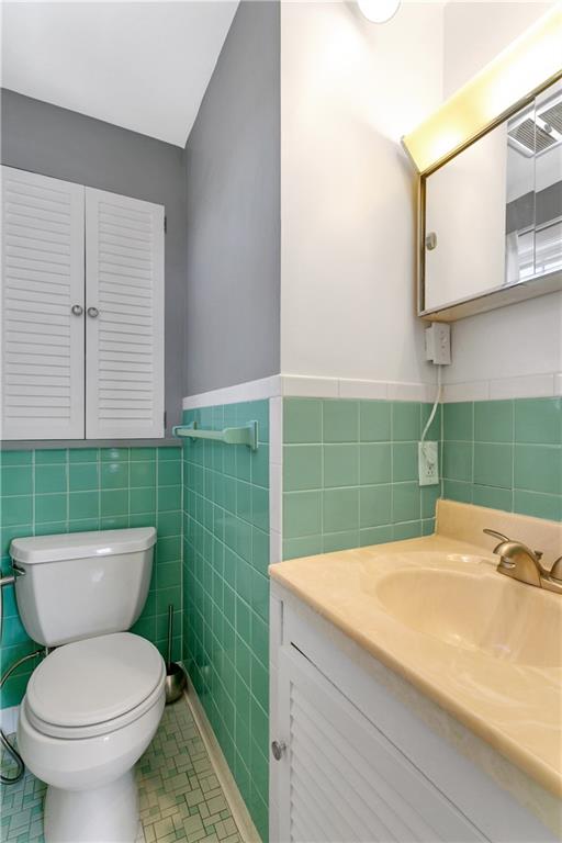 5715 Meridian Road Gibsonia, PA 15044 - Photo 11 of 21 Gallery Image 11