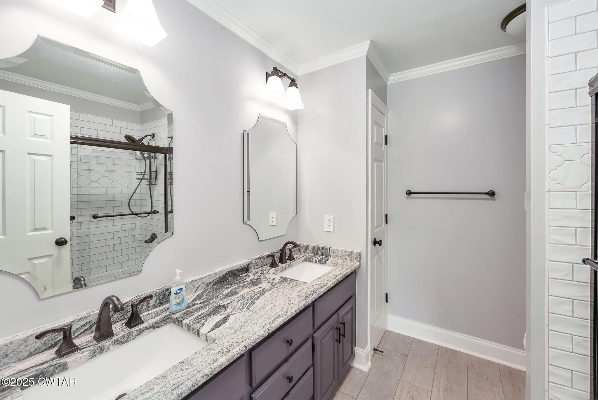 465 Shadow Ridge Drive Jackson, TN 38305 - Photo 35 of 44 hall bath