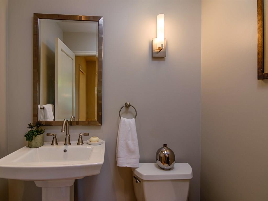 714 Arroyo Road Los Altos, CA 94024 - Photo 15 of 29 a bathroom with a sink and a toilet