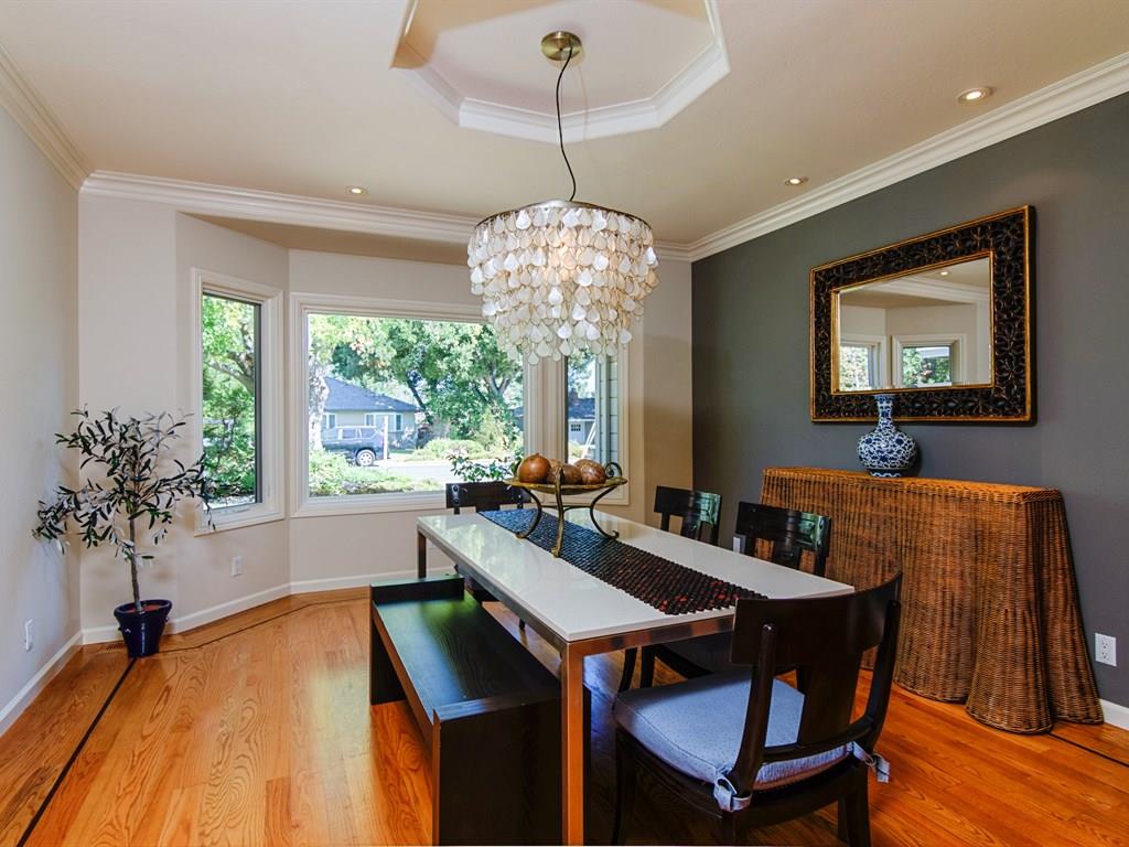 714 Arroyo Road Los Altos, CA 94024 - Photo 6 of 29 a dining room with furniture and window