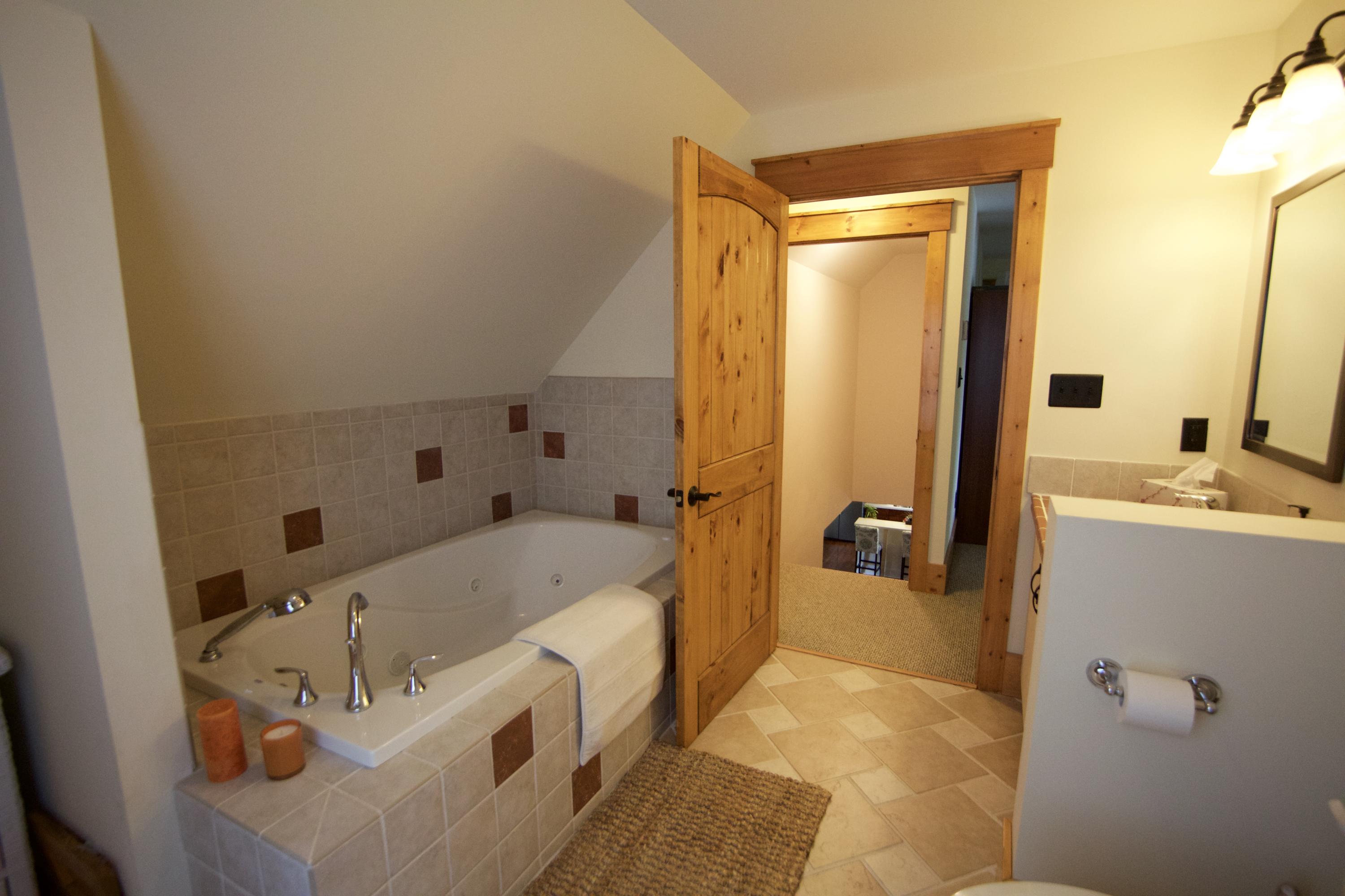 6125 Smith Mountain Road Penhook, VA 24137 - Photo 23 of 51 Bathroom #3