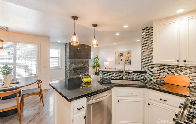 $599,000 | 3954 Cochran Street, Unit 61, Simi Valley, CA 93063