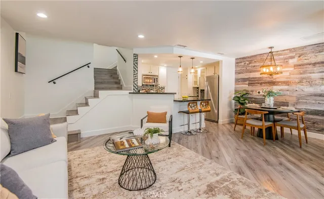 $599,000 | 3954 Cochran Street, Unit 61, Simi Valley, CA 93063