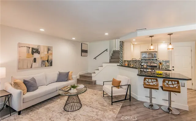 $599,000 | 3954 Cochran Street, Unit 61, Simi Valley, CA 93063