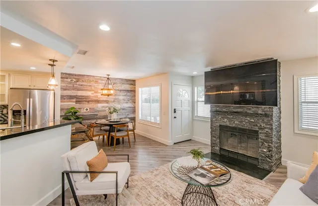 $599,000 | 3954 Cochran Street, Unit 61, Simi Valley, CA 93063