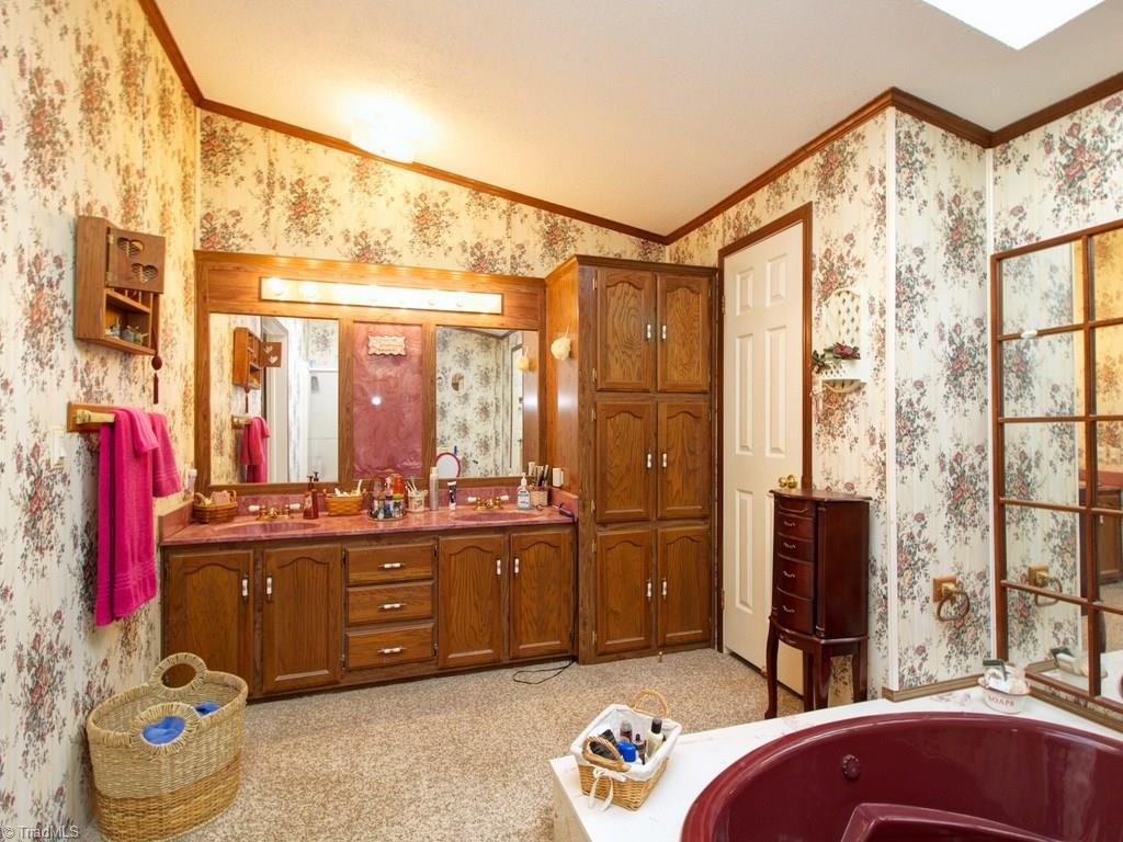 449 Haw Road Browns Summit, NC 27214 - Photo 14 of 28 Gallery Image 14