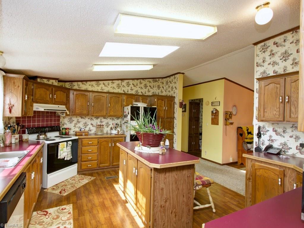 449 Haw Road Browns Summit, NC 27214 - Photo 9 of 28 Gallery Image 9