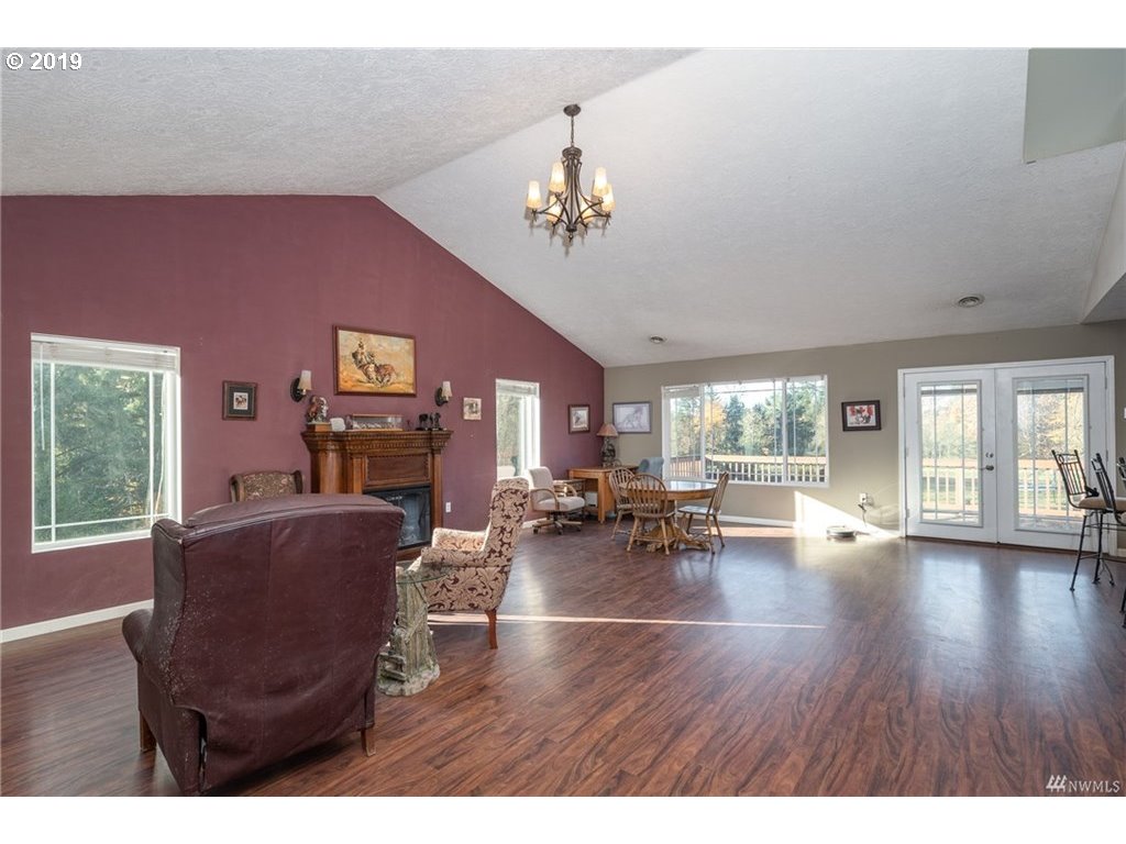 130 Brownlee Road Castle Rock, WA 98611 - Photo 3 of 14 Gallery Image 3