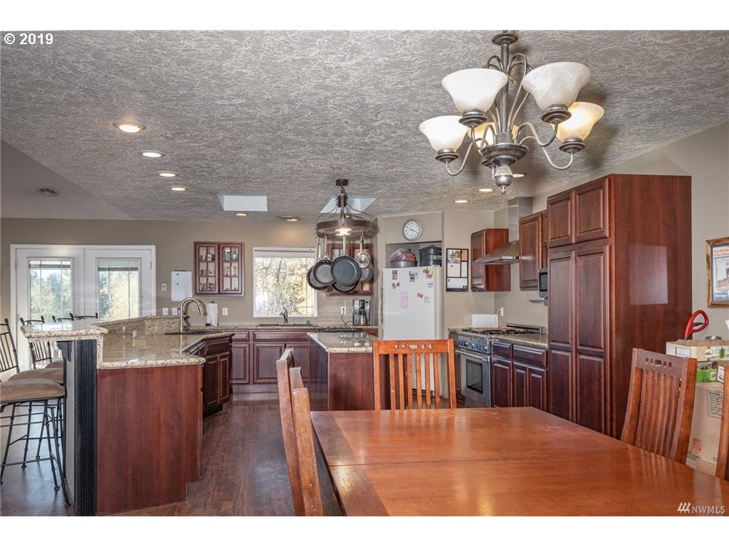 130 Brownlee Road Castle Rock, WA 98611 - Photo 6 of 14 Gallery Image 6