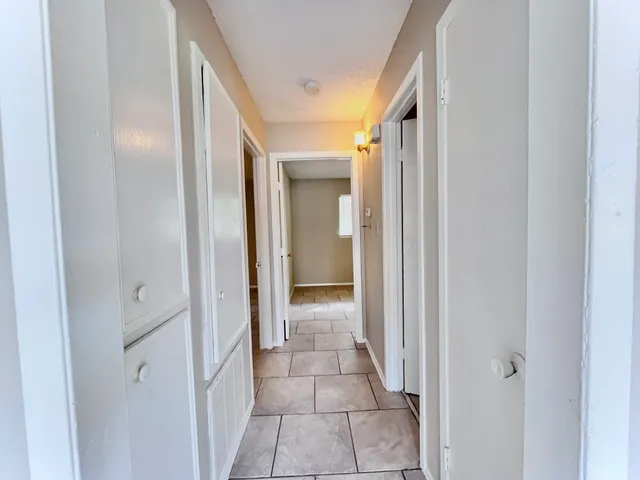 $700 | 3021 Sycamore Avenue, Unit 8, Bay City, TX 77414