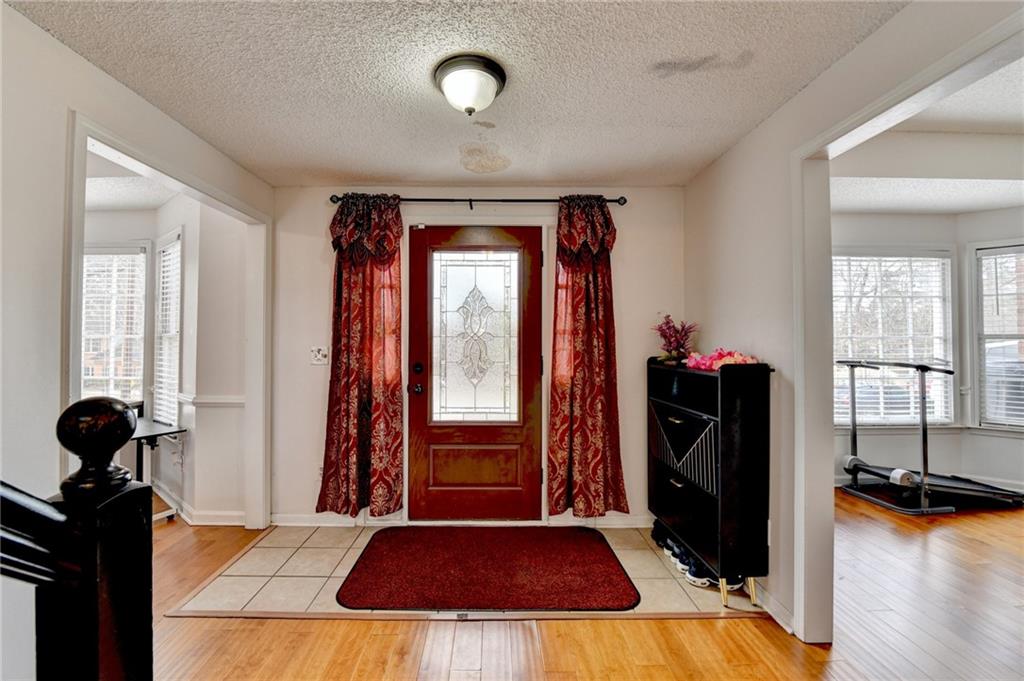 161 Muddy River Road Lawrenceville, GA 30043 - Photo 3 of 37