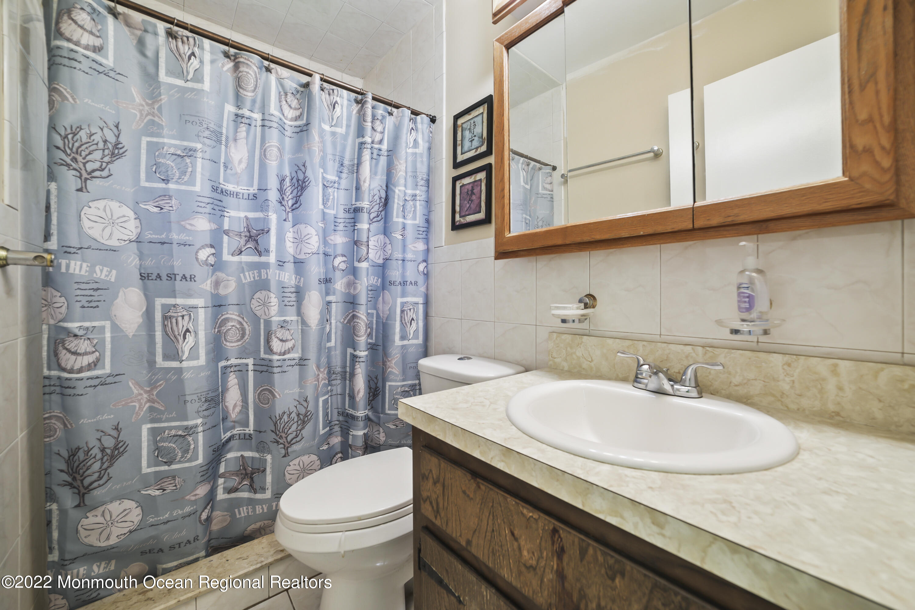 1581 Maxim Southard Road Howell, NJ 07731 - Photo 23 of 33 947A3845