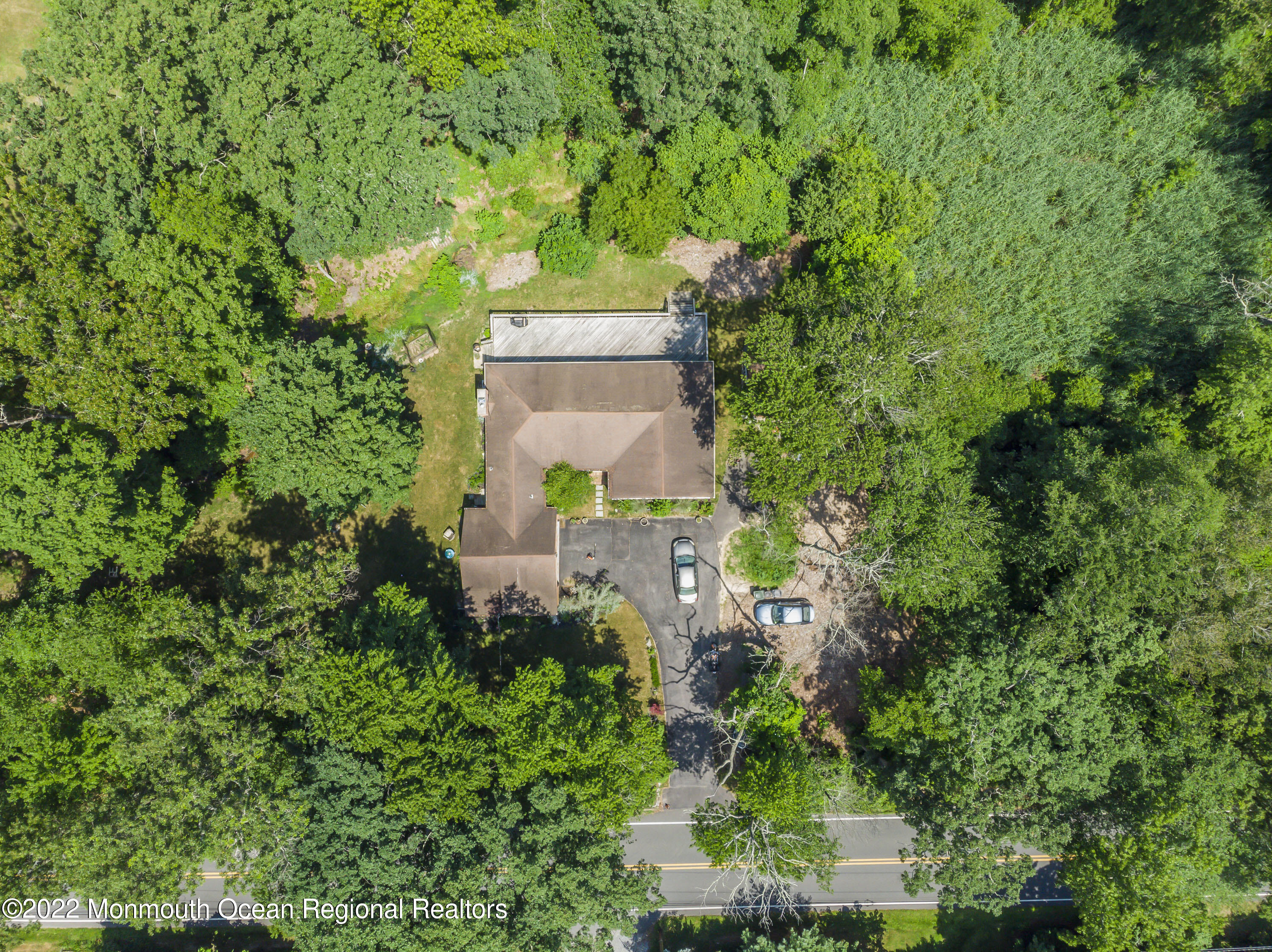 1581 Maxim Southard Road Howell, NJ 07731 - Photo 27 of 33 DJI_0153