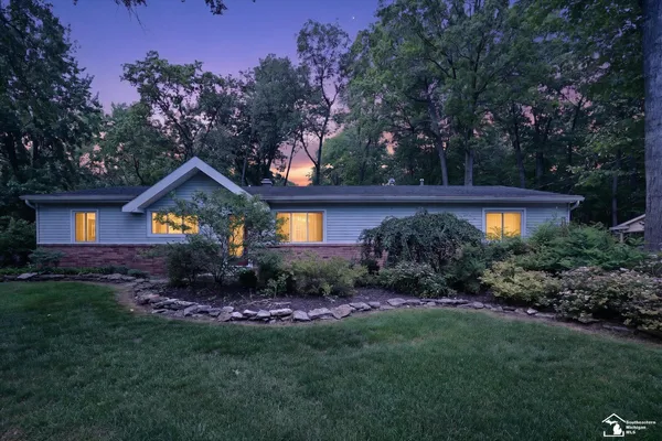 $250,000 | 2854 Thunderbird Trail, Lambertville, MI 48144