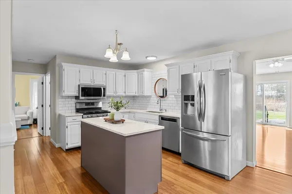 $569,000 | 6 Vivian Lane, St. Albans Town, VT 05478